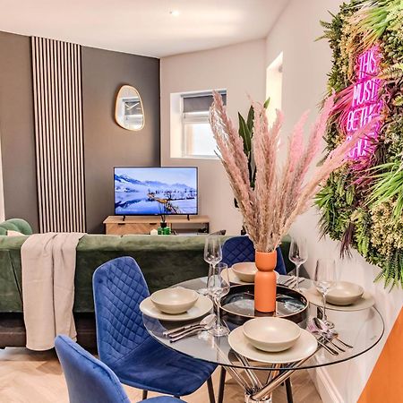 Super Central 2 Bedroom Flat I Next To Shopping Center & Brighton Beach Kültér fotó